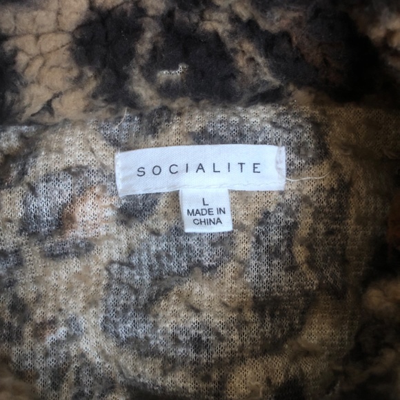Final Clearance! Leopard Sherpa Jacket - Picture 6 of 8